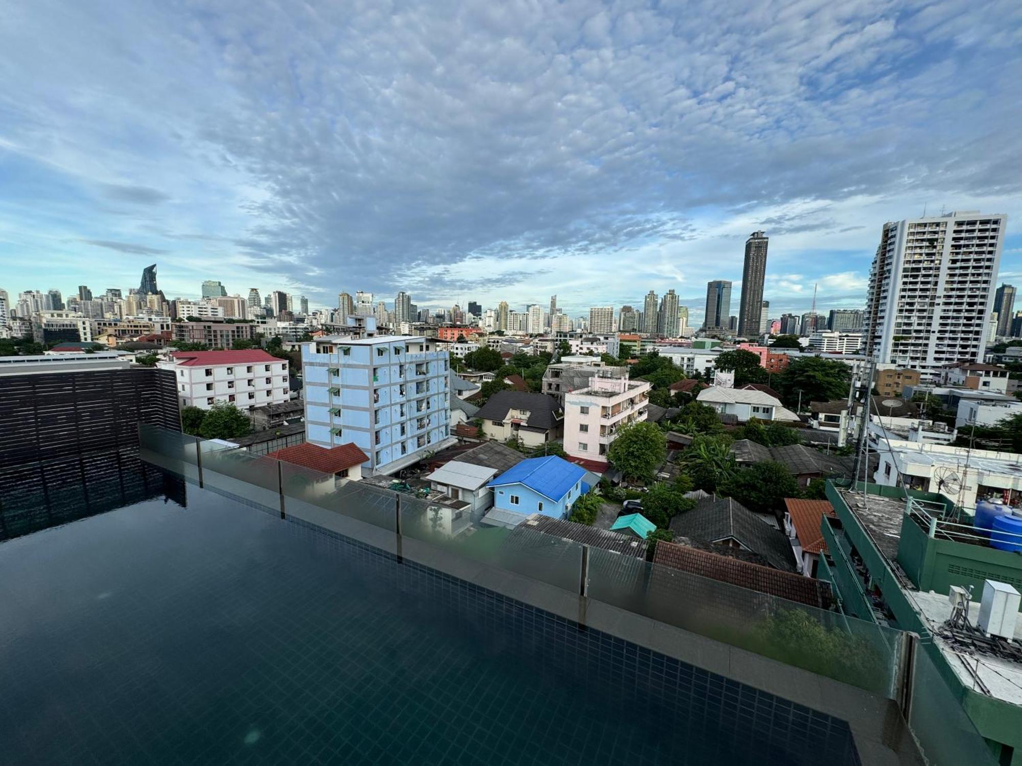 W8 Condo, Luxe 2 Bedroom Private Floor, Best Hip Central Bangkok Area, 5 Mins From Thonglo Bts Station Bagian luar foto